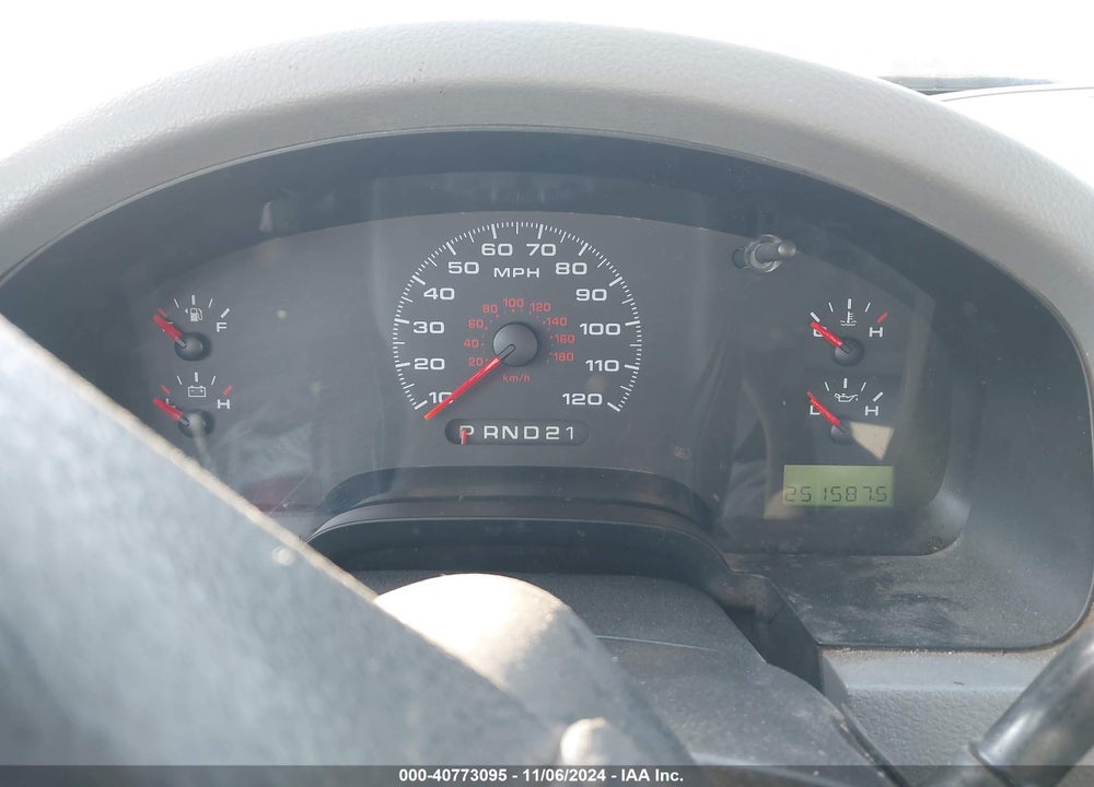 2007 FORD F-150 STX/XL/XLT VIN: 1FTRF12227NA87858