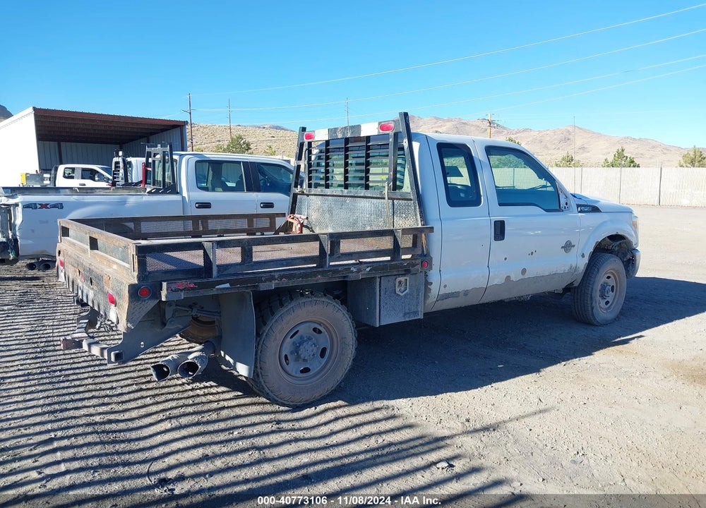 2011 FORD F-250 XL VIN: 1FT7X2BT8BEC37550