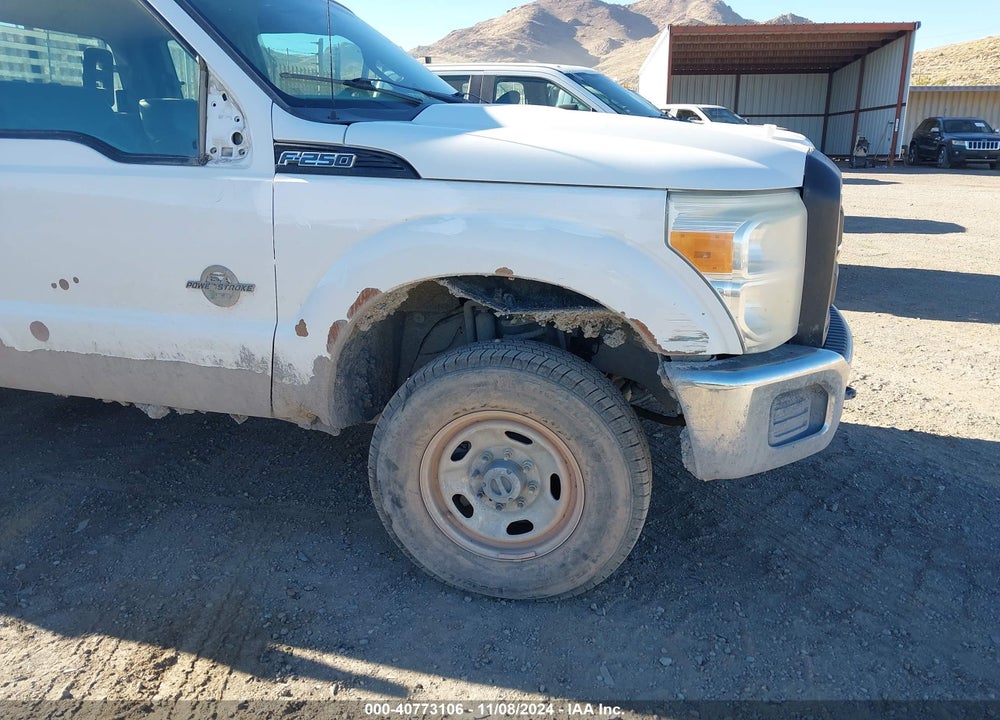 2011 FORD F-250 XL VIN: 1FT7X2BT8BEC37550