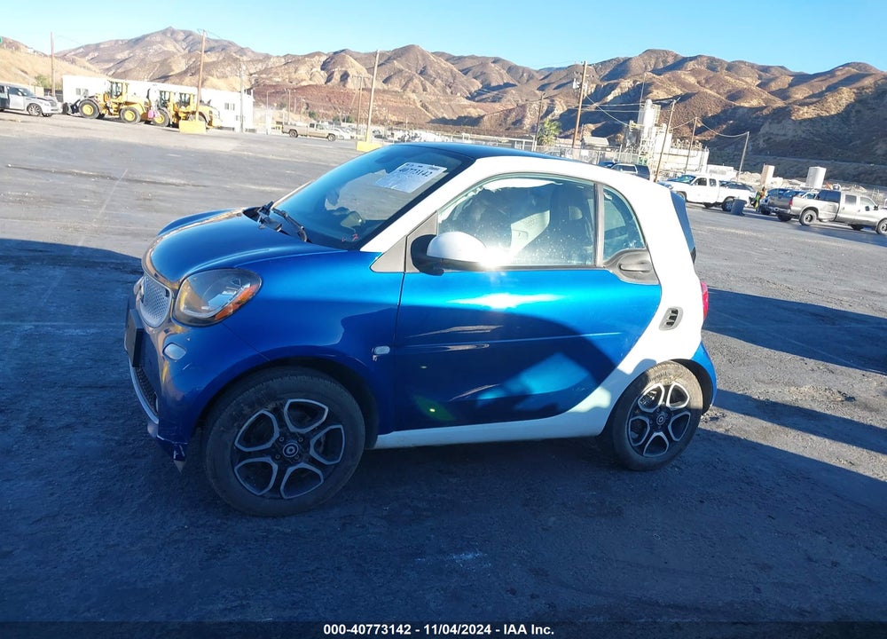 2016 SMART FORTWO PASSION/PRIME/PROXY/PURE VIN: WMEFJ5DA6GK056001