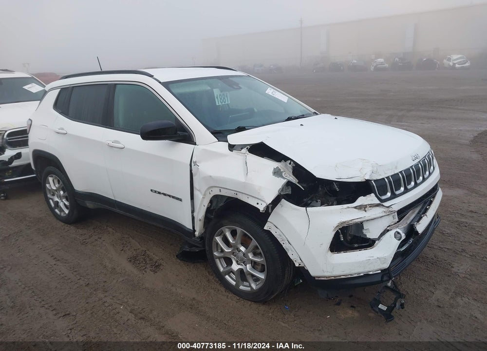2022 JEEP COMPASS LATITUDE LUX 4X4 VIN: 3C4NJDFB0NT109278