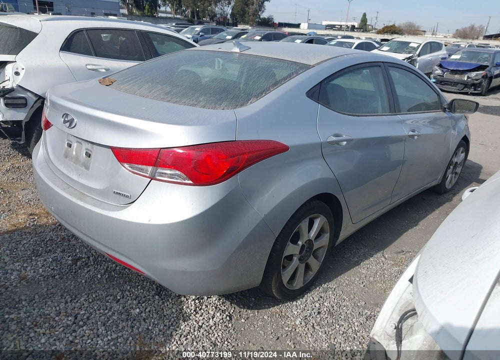 2013 HYUNDAI ELANTRA LIMITED VIN: 5NPDH4AE3DH284129