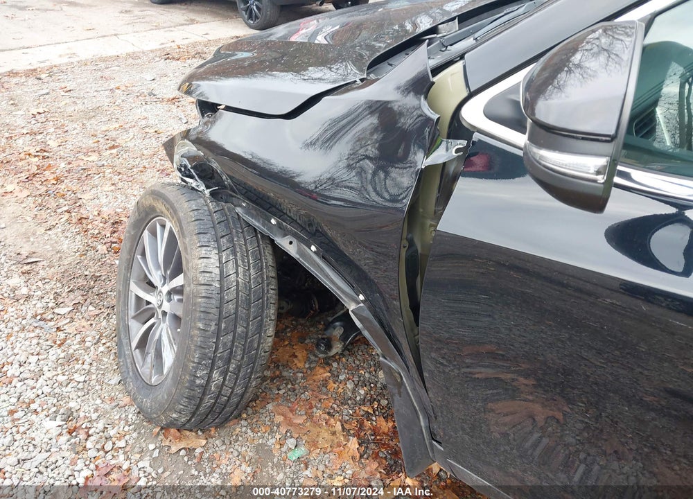 2019 TOYOTA HIGHLANDER XLE VIN: 5TDJZRFH0KS617099