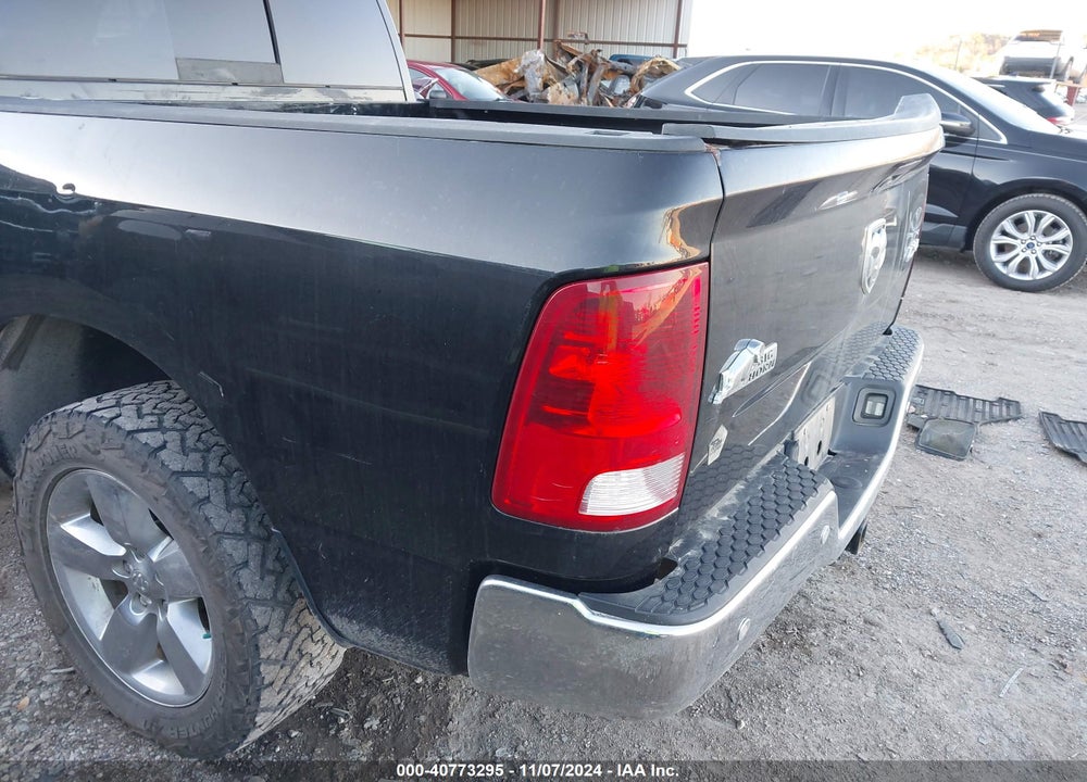 2016 RAM 1500 VIN: 1C6RR7LG7GS317732