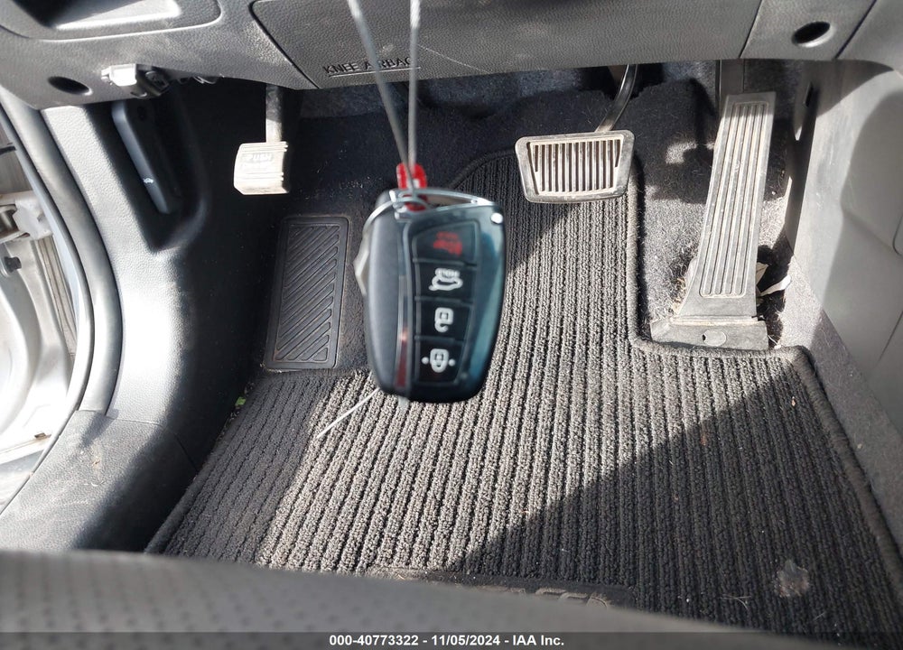 2015 HYUNDAI SANTA FE GLS VIN: KM8SN4HF2FU113438