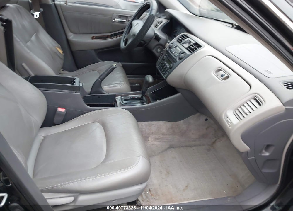1999 HONDA ACCORD EX V6 VIN: 1HGCG1652XA039437
