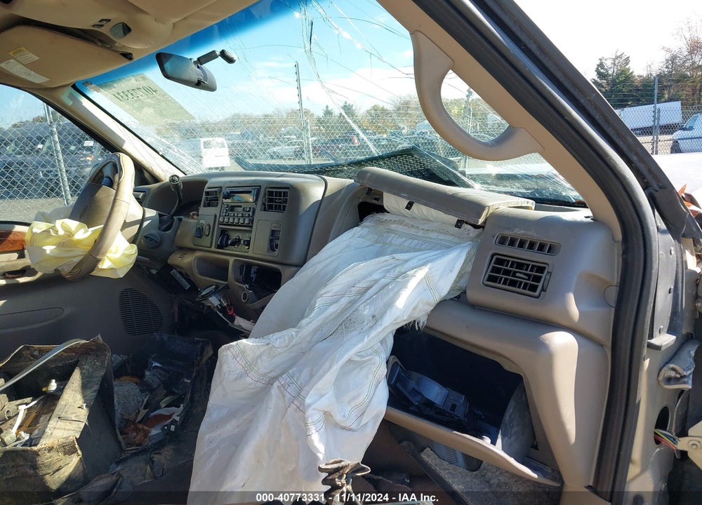 2001 FORD F-350 LARIAT/XL/XLT VIN: 1FTWW33F41ED69667
