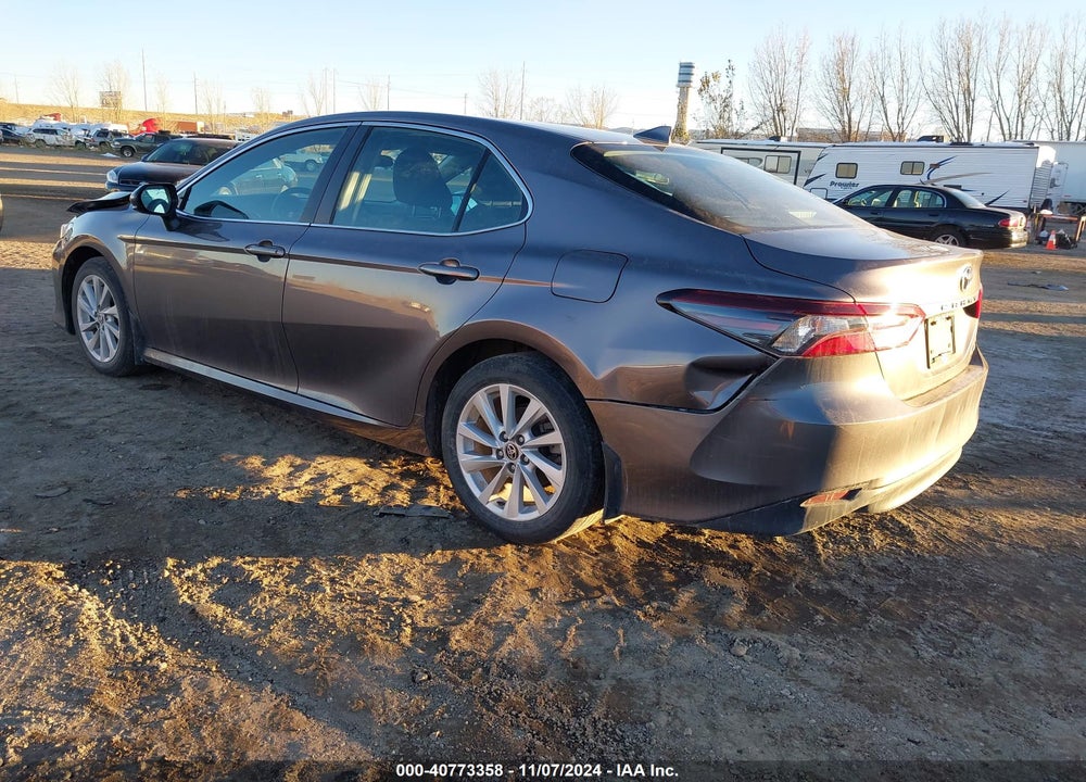 2021 TOYOTA CAMRY LE VIN: 4T1C11AK3MU610789