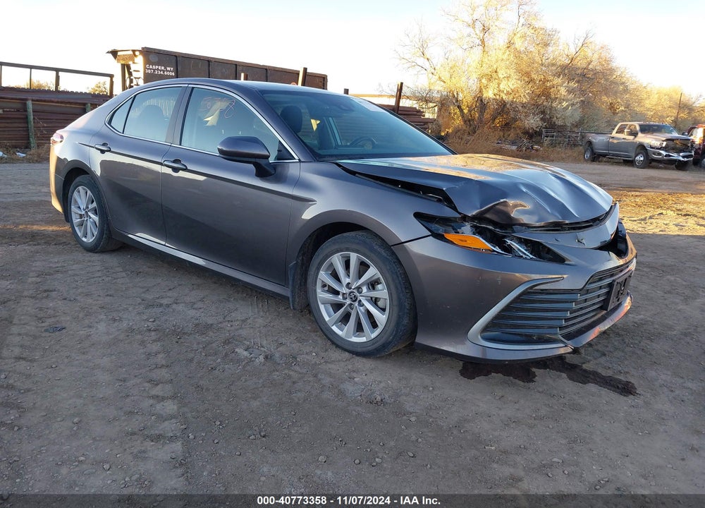 2021 TOYOTA CAMRY LE VIN: 4T1C11AK3MU610789