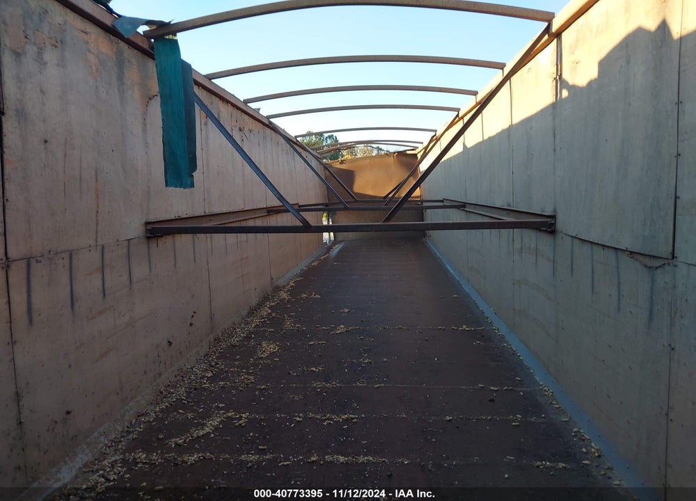 1997 HYUNDAI TRANSLEAD INC SEMI TRAILER VIN: 3H3V532C7WT031003
