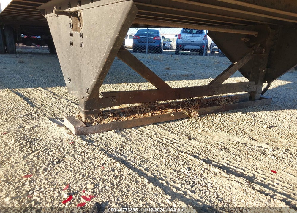 1997 HYUNDAI TRANSLEAD INC SEMI TRAILER VIN: 3H3V532C7WT031003