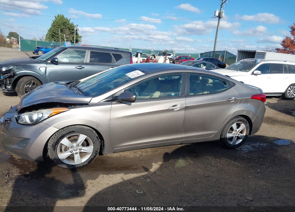 2013 HYUNDAI ELANTRA GLS VIN: 5NPDH4AE8DH382637