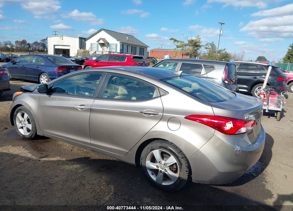 2013 HYUNDAI ELANTRA GLS VIN: 5NPDH4AE8DH382637
