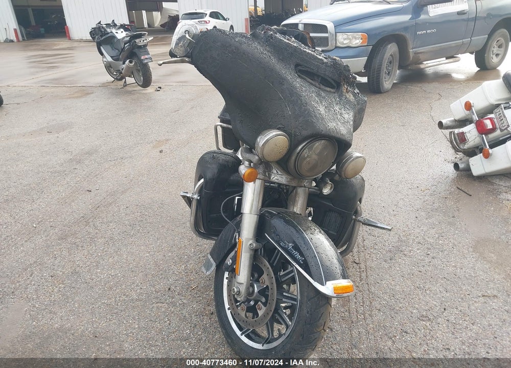 2015 HARLEY-DAVIDSON FLHTKL ULTRA LIMITED LOW VIN: 1HD1KKL12FB631827