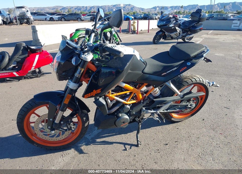 2015 KTM RC 390 VIN: MD2JGJ408FC255836