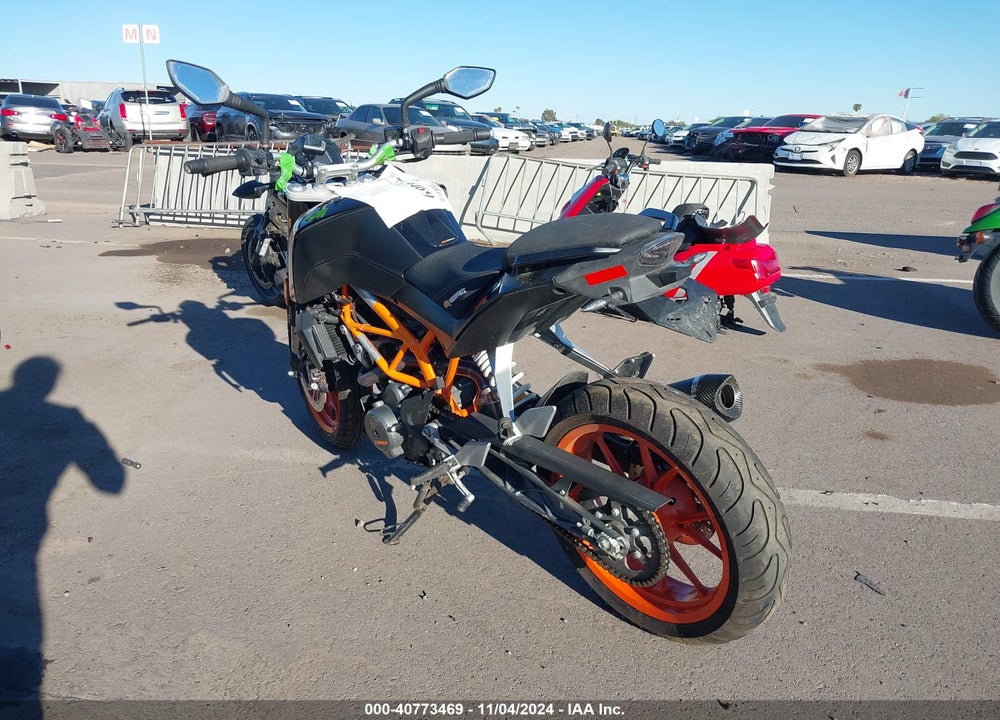 2015 KTM RC 390 VIN: MD2JGJ408FC255836