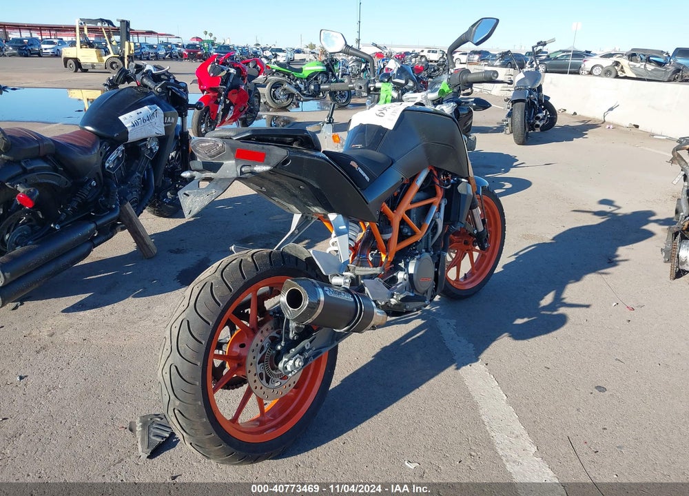 2015 KTM RC 390 VIN: MD2JGJ408FC255836