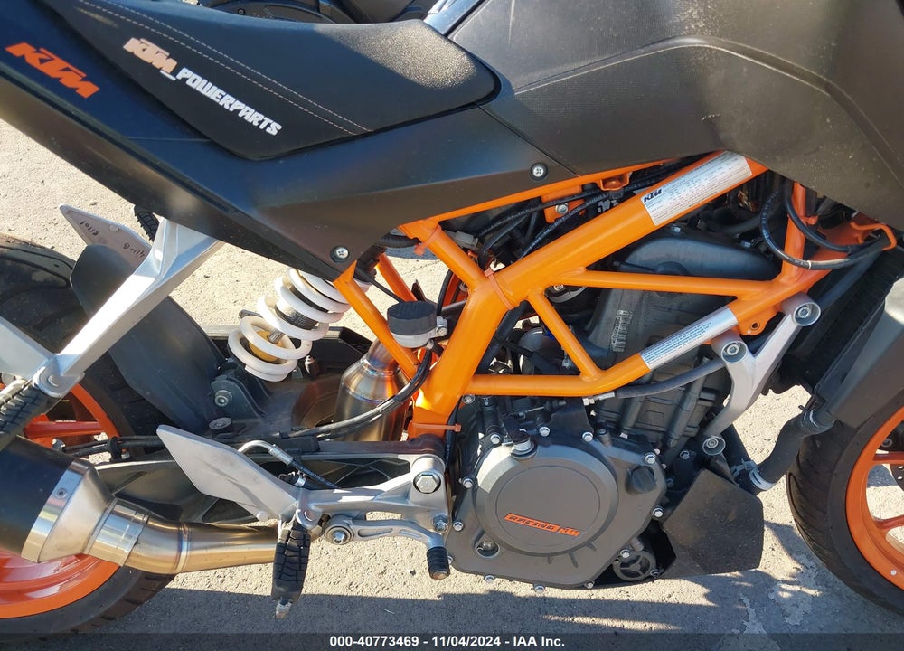 2015 KTM RC 390 VIN: MD2JGJ408FC255836