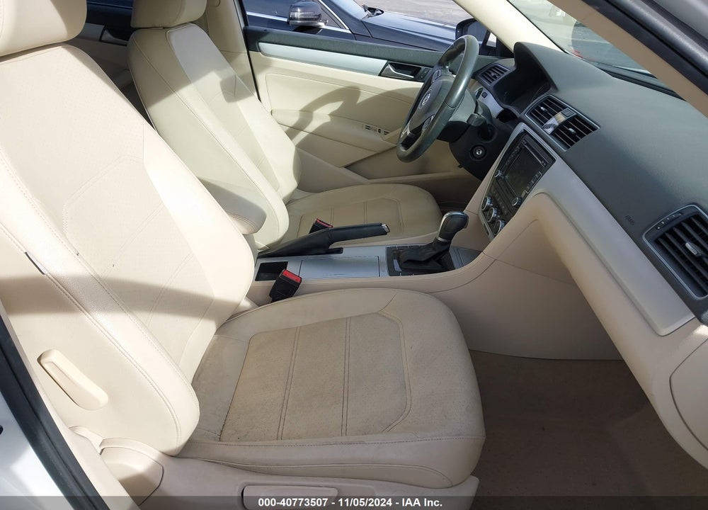 2012 VOLKSWAGEN PASSAT 2.5L SE VIN: 1VWBP7A38CC049954
