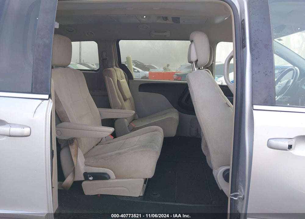 2011 DODGE GRAND CARAVAN CREW VIN: 2D4RN5DG5BR791053