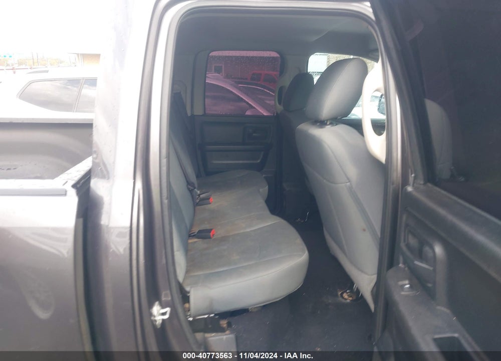2015 RAM 1500 EXPRESS VIN: 1C6RR6FT1FS692839