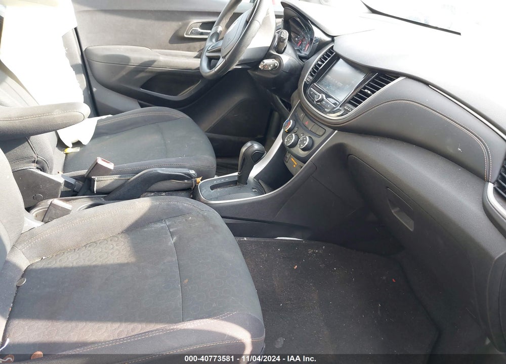 2017 CHEVROLET TRAX LS VIN: 3GNCJKSB2HL254156