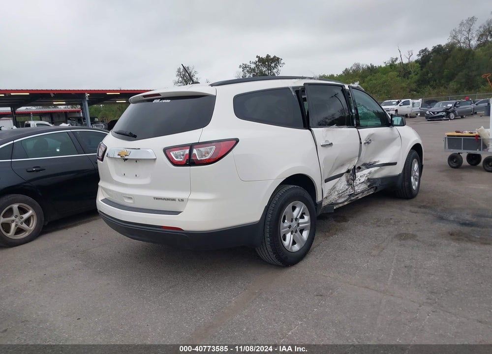 2015 CHEVROLET TRAVERSE LS VIN: 1GNKRFED1FJ255991
