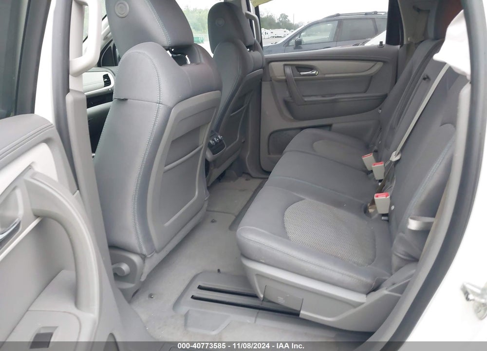 2015 CHEVROLET TRAVERSE LS VIN: 1GNKRFED1FJ255991