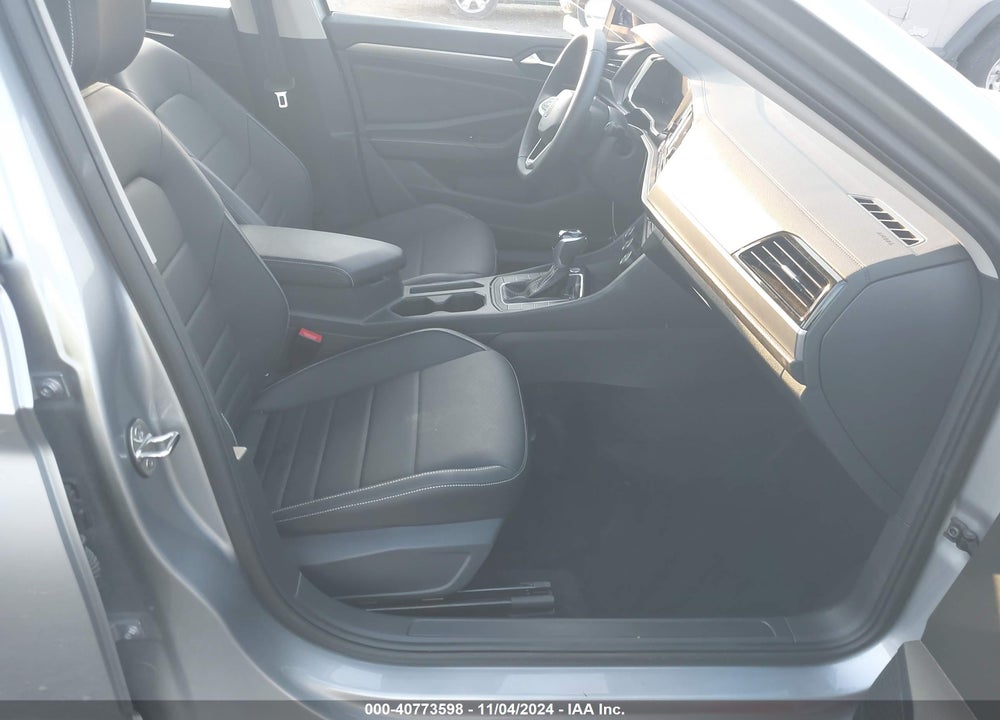 2024 VOLKSWAGEN JETTA 1.5T SE VIN: 3VWEM7BU4RM057523