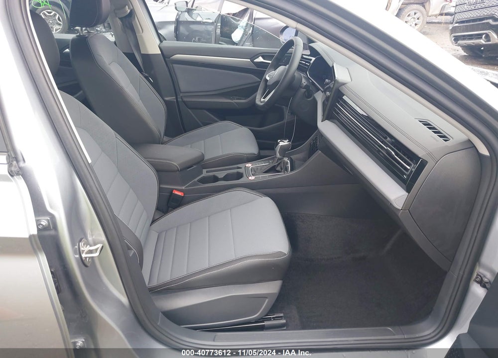 2025 VOLKSWAGEN JETTA 1.5T SE VIN: 3VW7X7BU6SM012296
