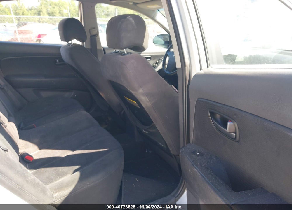 2008 HYUNDAI ELANTRA GLS/SE VIN: KMHDU46D18U458184
