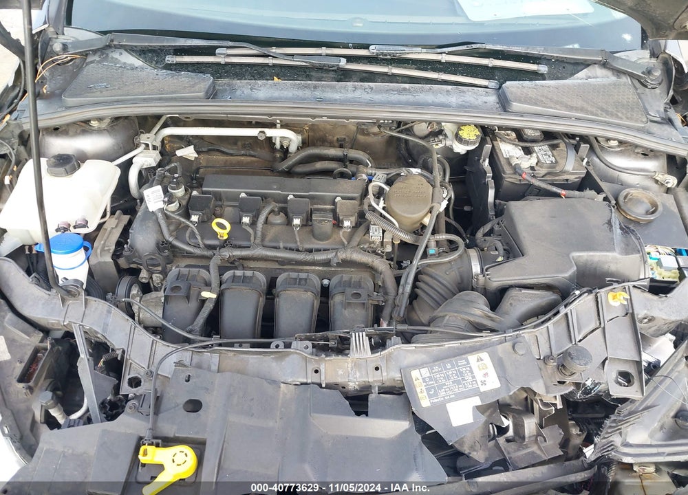 2016 FORD FOCUS SE VIN: 1FADP3K25GL270546