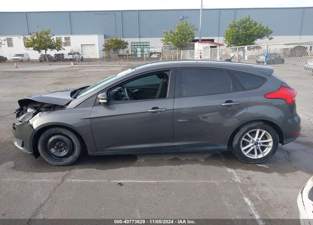 2016 FORD FOCUS SE VIN: 1FADP3K25GL270546