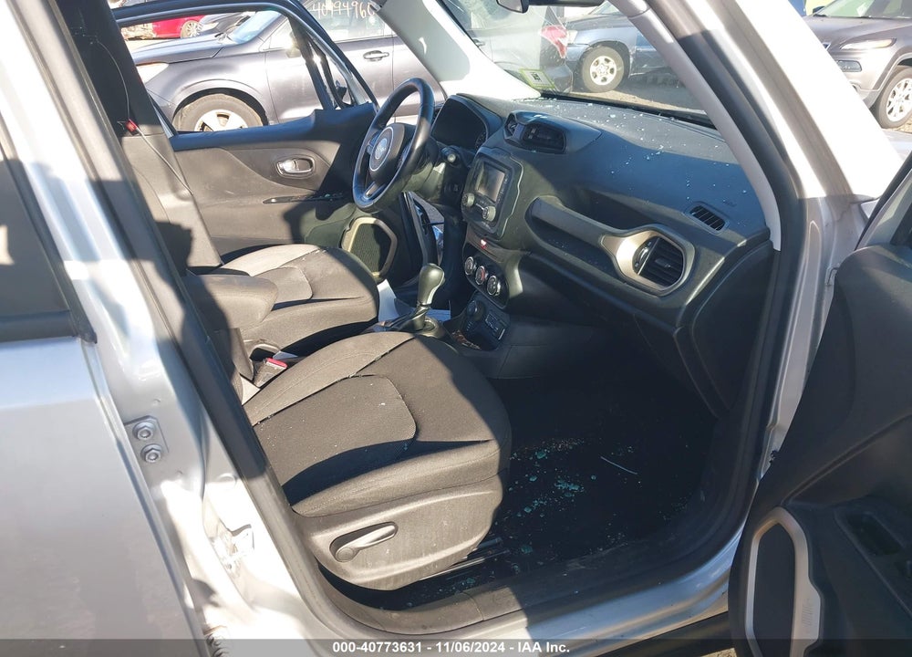 2016 JEEP RENEGADE LATITUDE VIN: ZACCJBBT6GPC60436