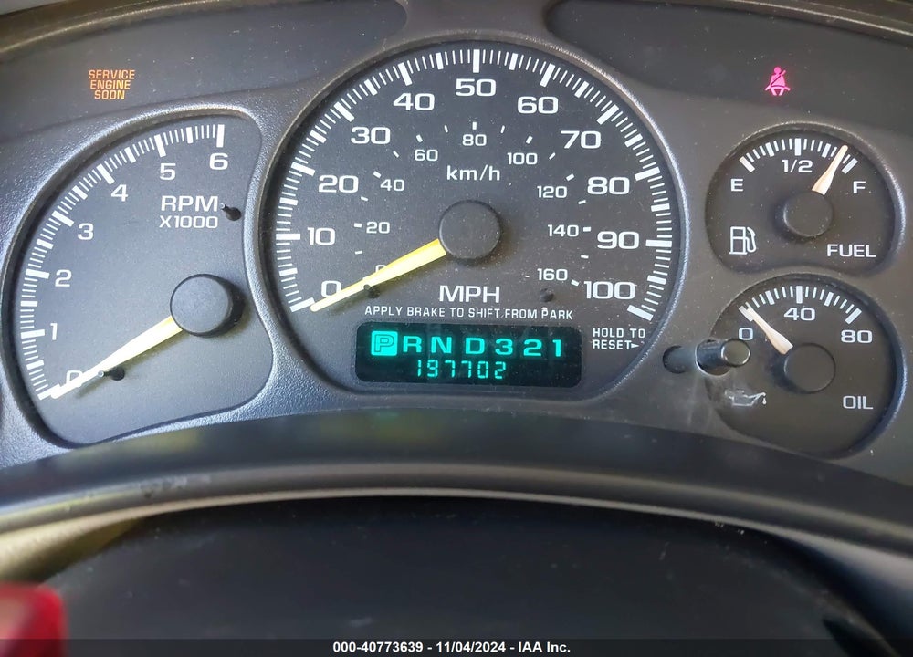 2001 CHEVROLET TAHOE LS VIN: 1GNEC13T51R133382
