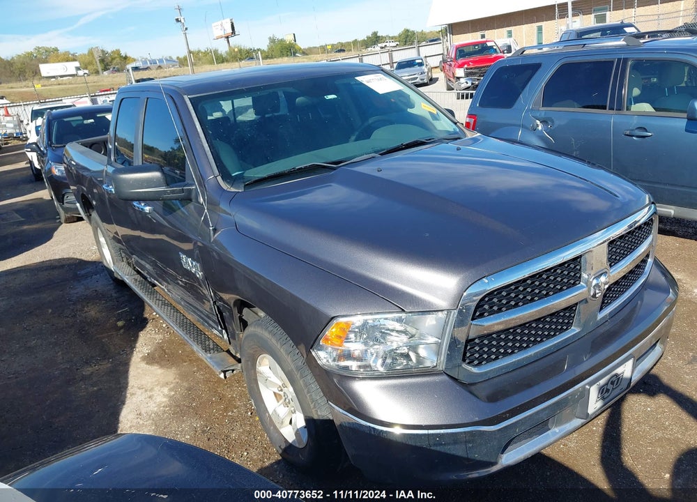 2017 RAM 1500 SLT 4X2 6'4 BOX VIN: 1C6RR6GG2HS695138