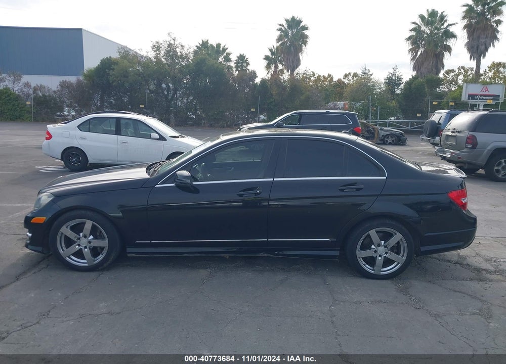 2013 MERCEDES-BENZ C 350 SPORT VIN: WDDGF5HB2DR289468