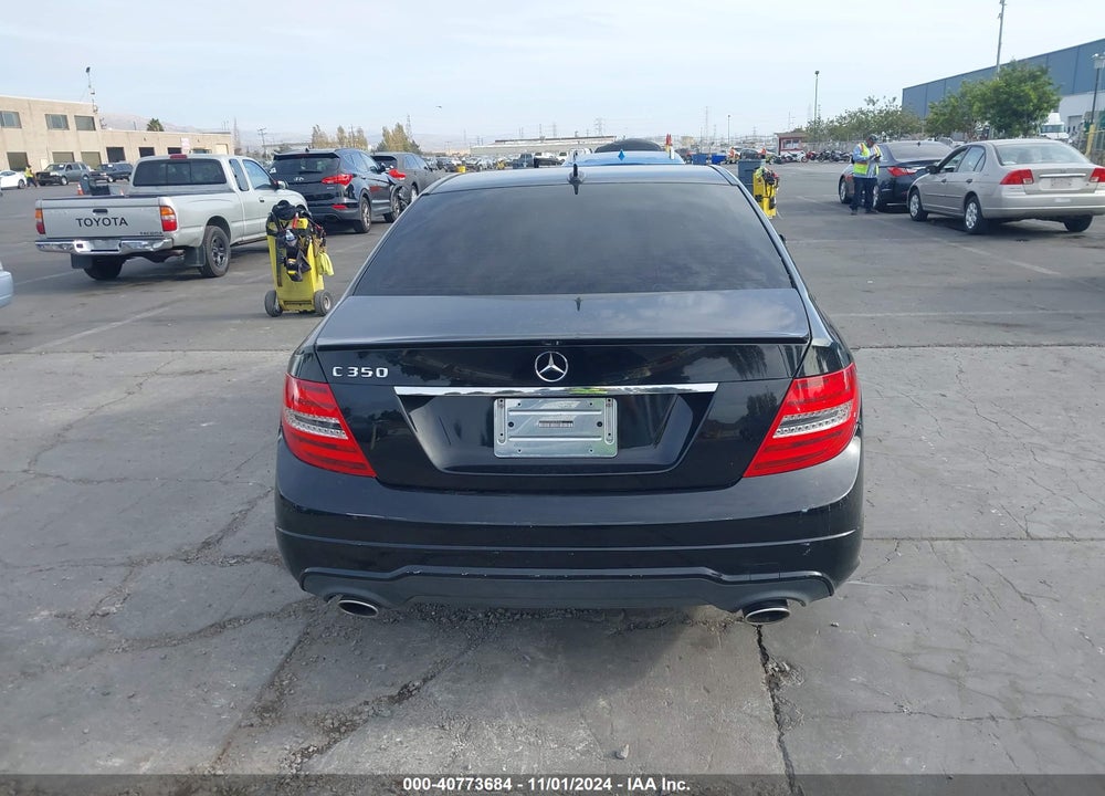 2013 MERCEDES-BENZ C 350 SPORT VIN: WDDGF5HB2DR289468