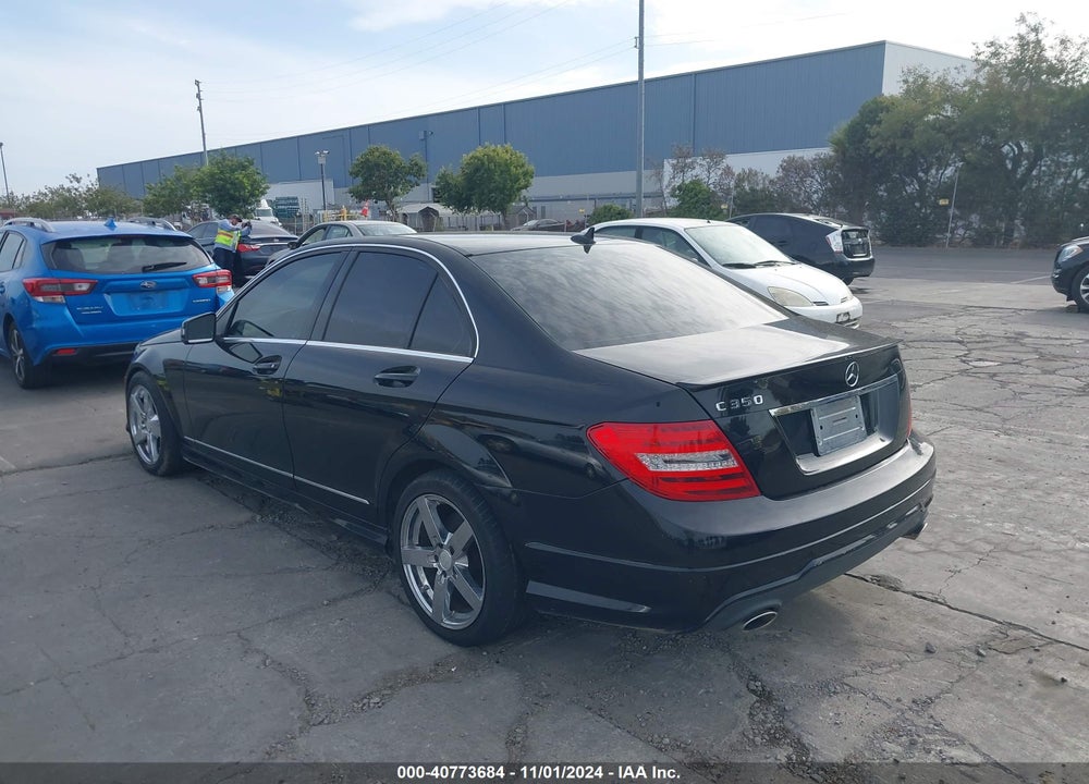 2013 MERCEDES-BENZ C 350 SPORT VIN: WDDGF5HB2DR289468