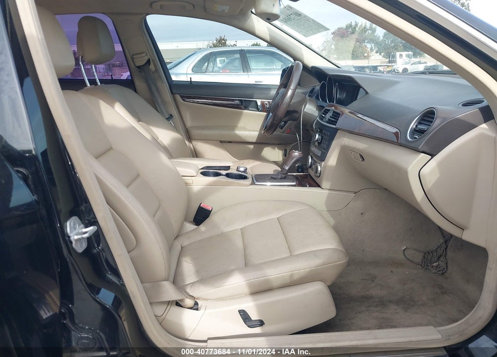 2013 MERCEDES-BENZ C 350 SPORT VIN: WDDGF5HB2DR289468