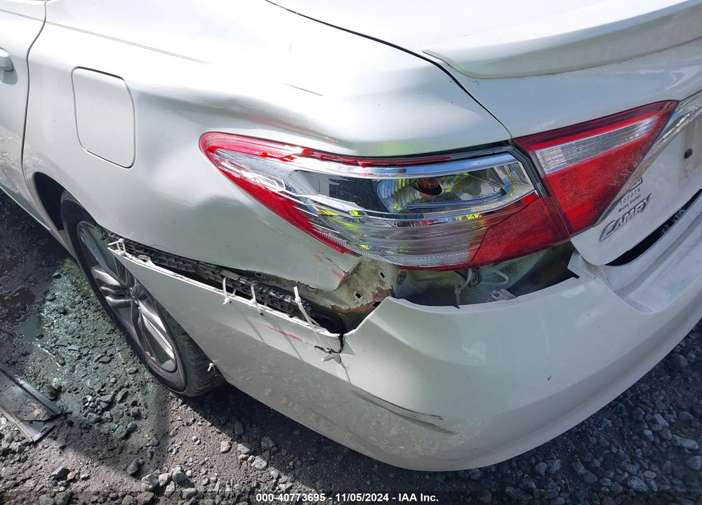 2015 TOYOTA CAMRY SE VIN: 4T1BF1FK6FU026475