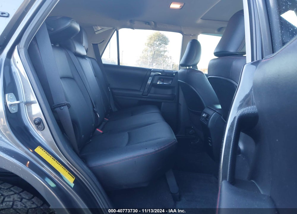 2018 TOYOTA 4RUNNER TRD OFF ROAD PREMIUM VIN: JTEBU5JR1J5587560