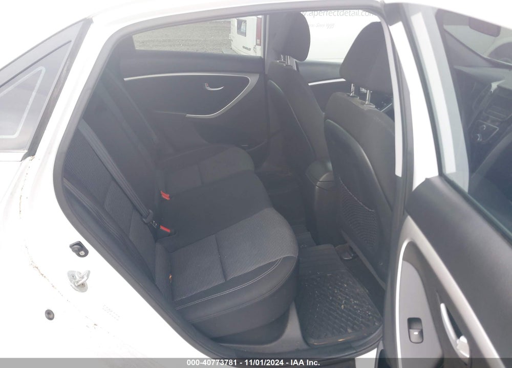 2016 HYUNDAI ELANTRA GT VIN: KMHD35LH9GU285853