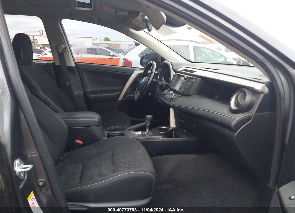 2016 TOYOTA RAV4 XLE VIN: JTMWFREV7GJ087269
