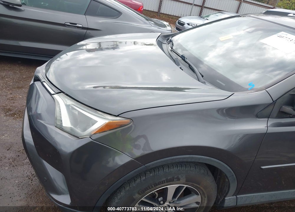 2016 TOYOTA RAV4 XLE VIN: JTMWFREV7GJ087269