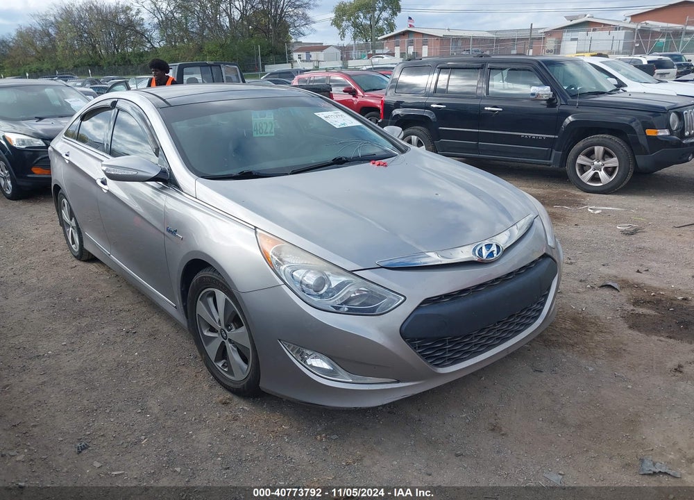 2012 HYUNDAI SONATA HYBRID VIN: KMHEC4A4XCA040523