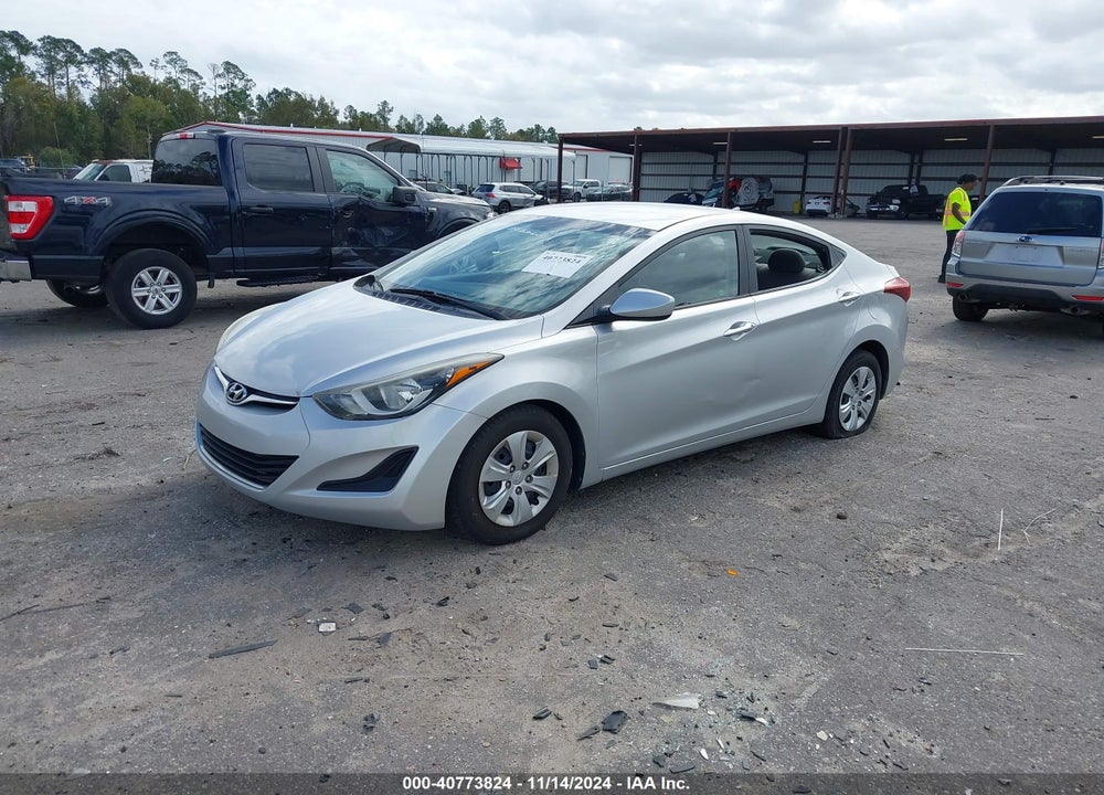 2016 HYUNDAI ELANTRA SE VIN: 5NPDH4AE5GH774401