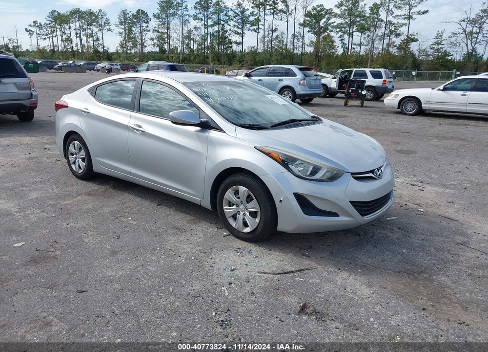 2016 HYUNDAI ELANTRA SE VIN: 5NPDH4AE5GH774401