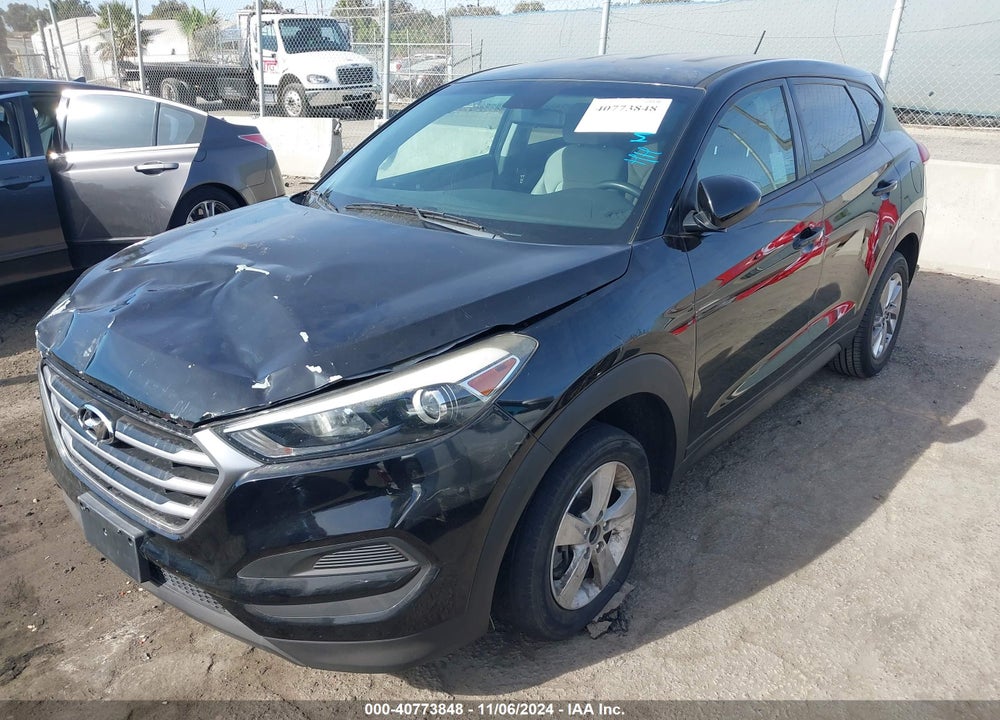 2018 HYUNDAI TUCSON SE VIN: KM8J23A48JU754285