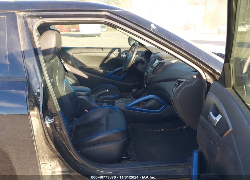 2013 HYUNDAI VELOSTER TURBO W/BLUE VIN: KMHTC6AE2DU126713